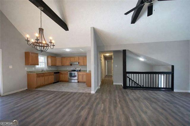 5825 Stonehaven Drive NW, Kennesaw, GA 30152