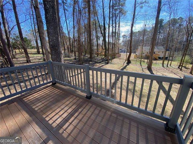 5825 Stonehaven Drive NW, Kennesaw, GA 30152