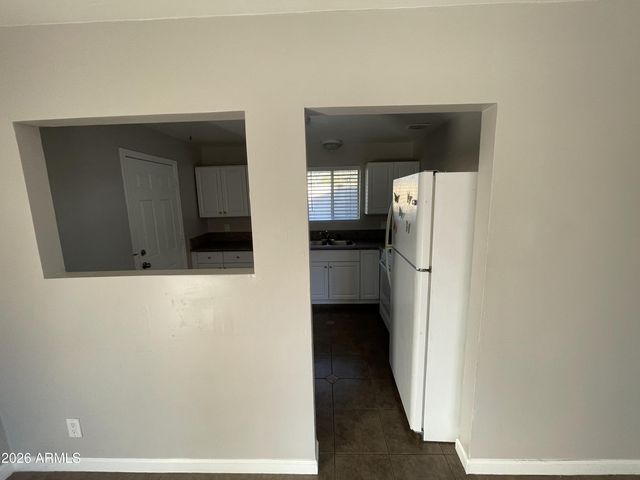 1328 W COCHISE Drive, Phoenix, AZ 85021