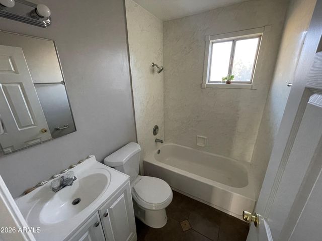 1328 W COCHISE Drive, Phoenix, AZ 85021