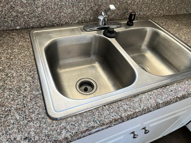 1328 W COCHISE Drive, Phoenix, AZ 85021
