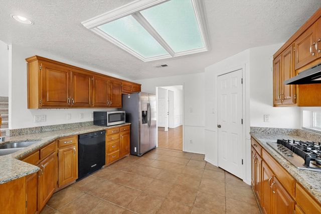 4600 WAYNESBORO Place NW, Albuquerque, NM 87120