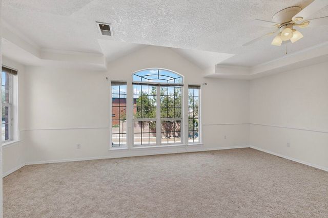 4600 WAYNESBORO Place NW, Albuquerque, NM 87120