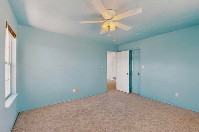 4600 WAYNESBORO Place NW, Albuquerque, NM 87120