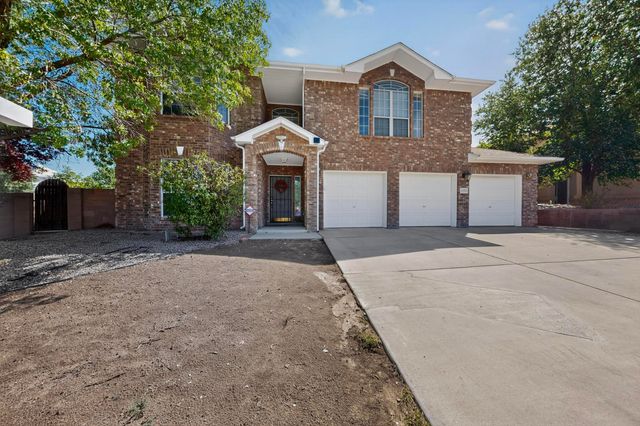 4600 WAYNESBORO Place NW, Albuquerque, NM 87120