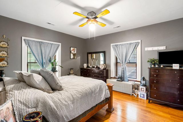 820 MAIN ST, Boonville, MO 65233