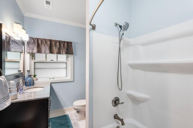 820 MAIN ST, Boonville, MO 65233