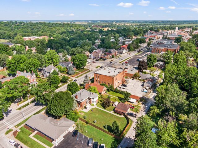 820 MAIN ST, Boonville, MO 65233