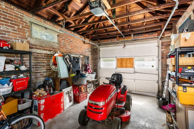 820 MAIN ST, Boonville, MO 65233