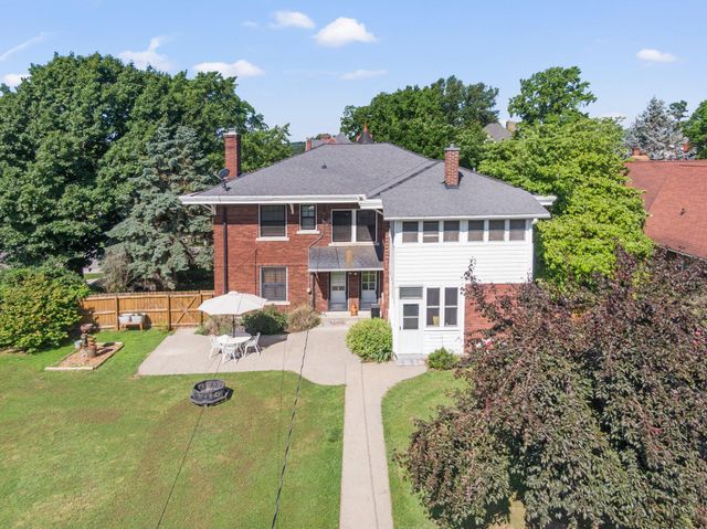 820 MAIN ST, Boonville, MO 65233