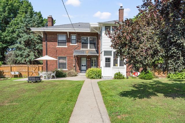 820 MAIN ST, Boonville, MO 65233