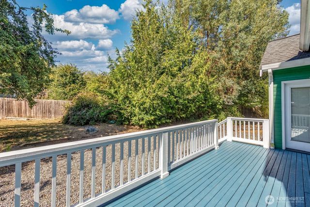 9926 SW 184th Way, Vashon, WA 98070