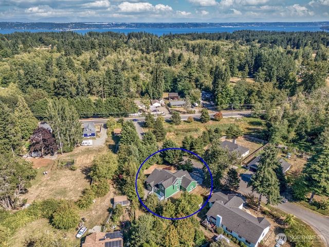 9926 SW 184th Way, Vashon, WA 98070