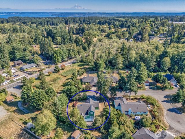 9926 SW 184th Way, Vashon, WA 98070