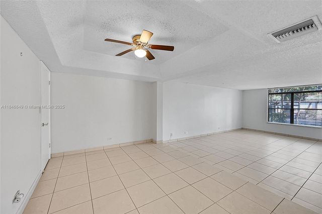 3680 Inverrary Dr 1X, Lauderhill, FL 33319