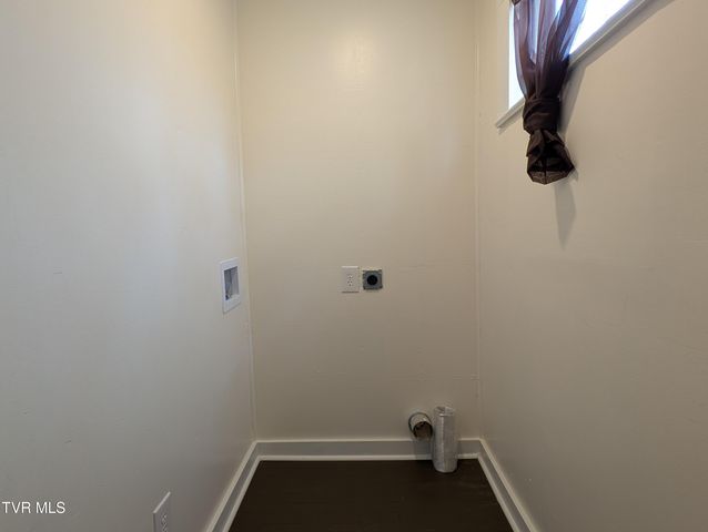 1749 South Us Highway 23, Weber City, VA 24290