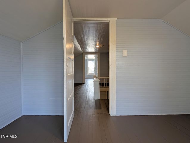 1749 South Us Highway 23, Weber City, VA 24290