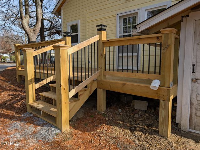 1749 South Us Highway 23, Weber City, VA 24290