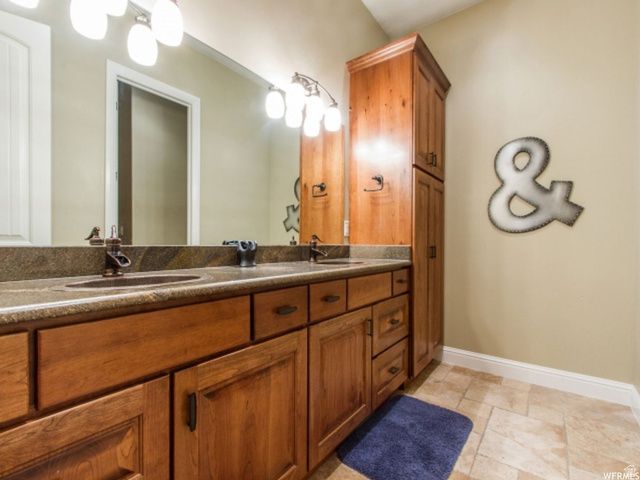 4378 S FOOTHILL DR, Bountiful, UT 84010