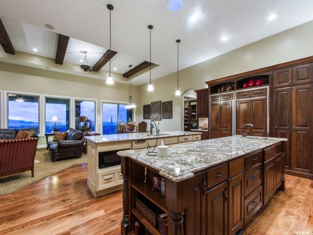 4378 S FOOTHILL DR, Bountiful, UT 84010