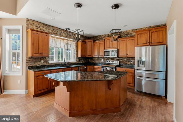 1195 MOUNT AIRY RD, Stevens, PA 17578