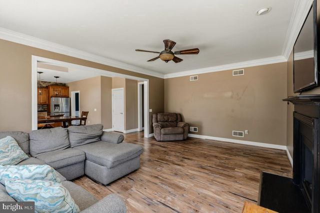 1195 MOUNT AIRY RD, Stevens, PA 17578