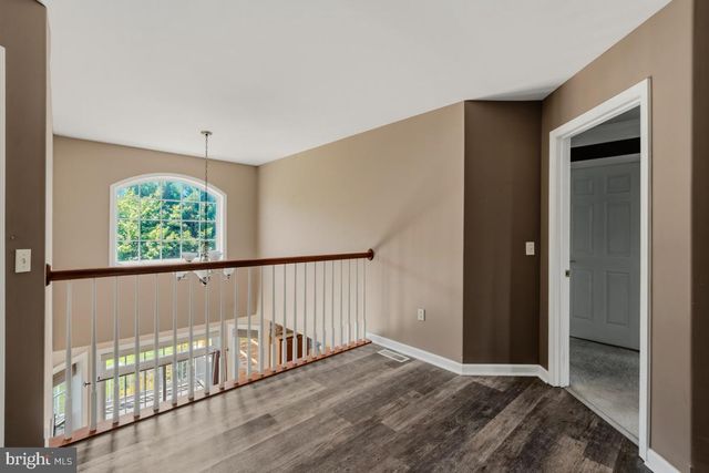 1195 MOUNT AIRY RD, Stevens, PA 17578
