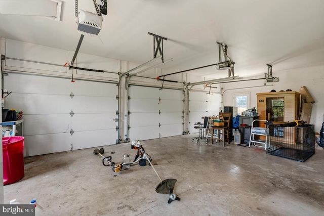 1195 MOUNT AIRY RD, Stevens, PA 17578
