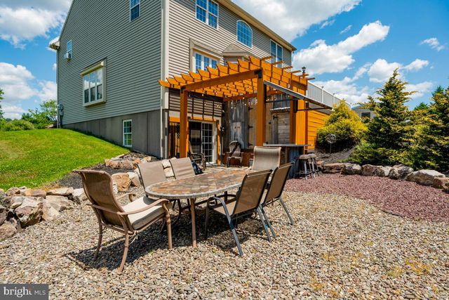 1195 MOUNT AIRY RD, Stevens, PA 17578