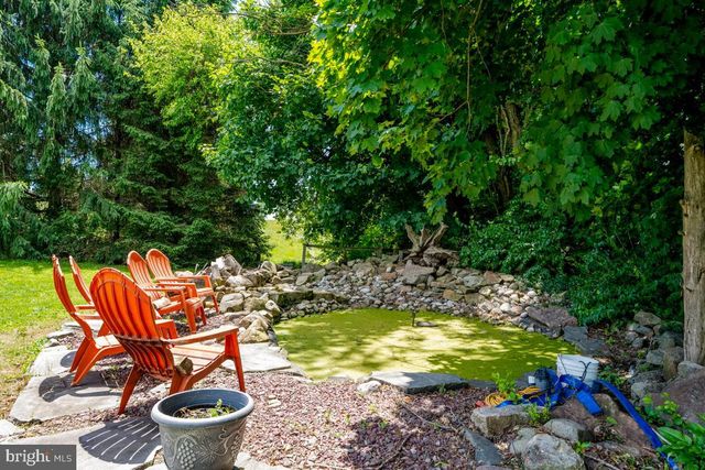 1195 MOUNT AIRY RD, Stevens, PA 17578