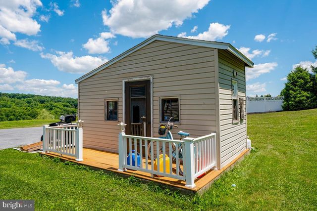 1195 MOUNT AIRY RD, Stevens, PA 17578
