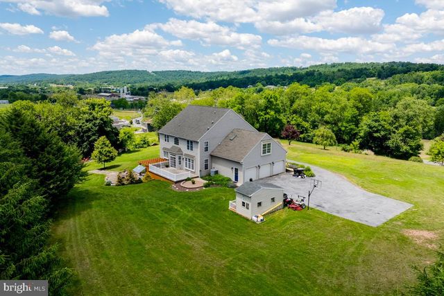 1195 MOUNT AIRY RD, Stevens, PA 17578