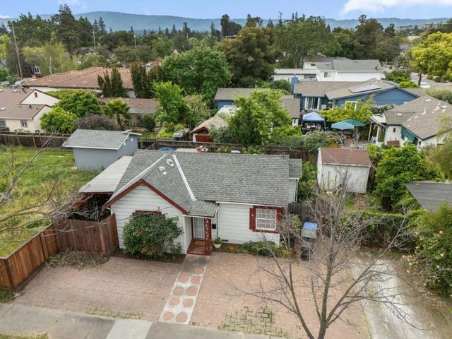 3420 Orinda Street, Palo Alto, CA 94306