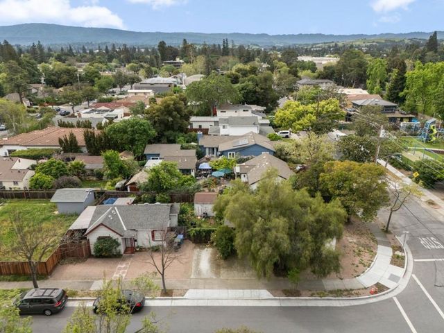 3420 Orinda Street, Palo Alto, CA 94306