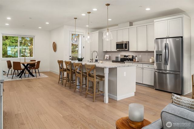 13 160th Place SE, Bothell, WA 98012