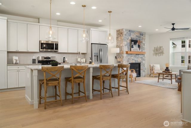 13 160th Place SE, Bothell, WA 98012