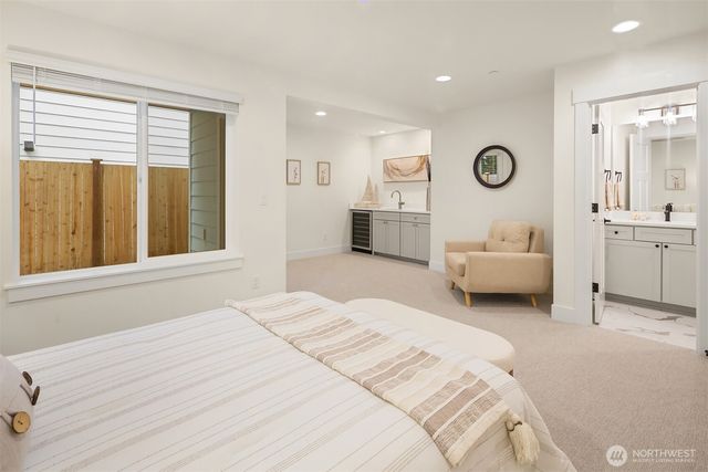 13 160th Place SE, Bothell, WA 98012