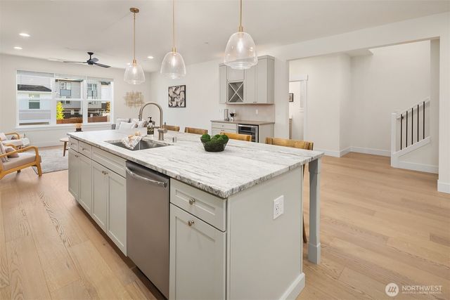 13 160th Place SE, Bothell, WA 98012