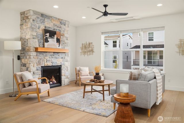 13 160th Place SE, Bothell, WA 98012
