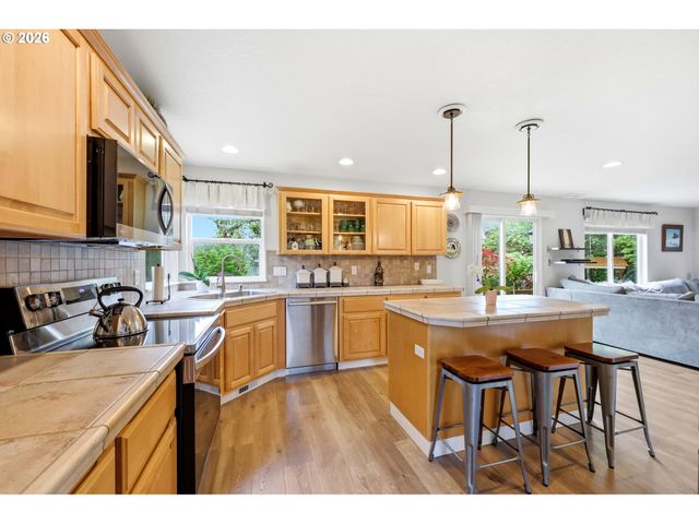 2046 Nw FARGO Ct, Camas, WA 98607