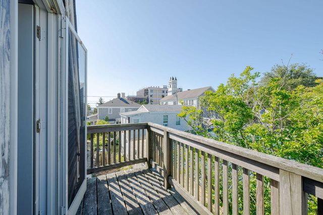 6 Daggett Lane, Provincetown, MA 02657