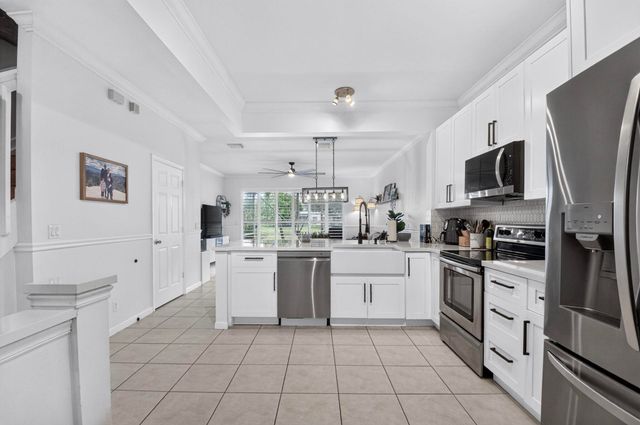 1074 Woodfield Road, Lake Worth, FL 33415