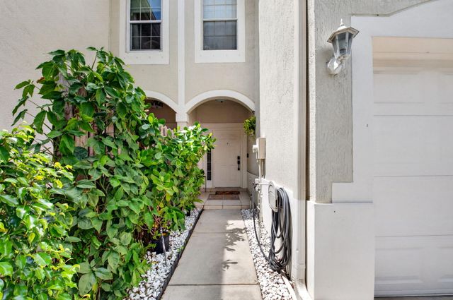 1074 Woodfield Road, Lake Worth, FL 33415