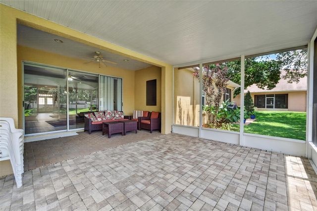 1113 SAVANNAH LANDINGS AVENUE, Valrico, FL 33596