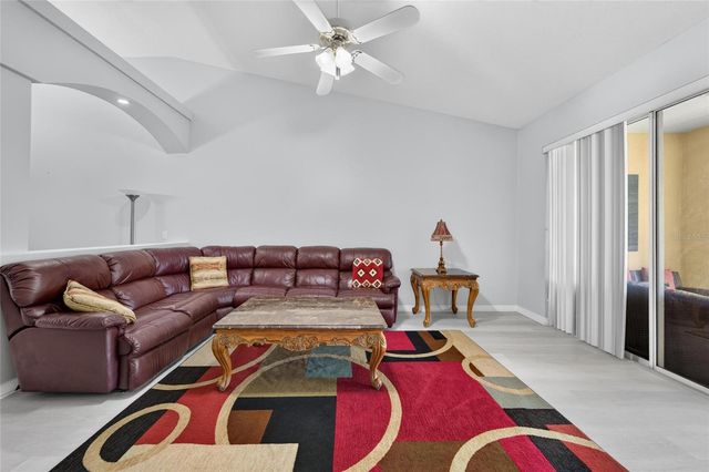 1113 SAVANNAH LANDINGS AVENUE, Valrico, FL 33596