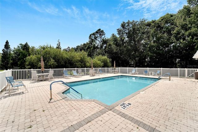 1113 SAVANNAH LANDINGS AVENUE, Valrico, FL 33596