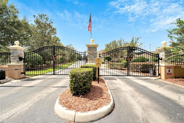 1113 SAVANNAH LANDINGS AVENUE, Valrico, FL 33596