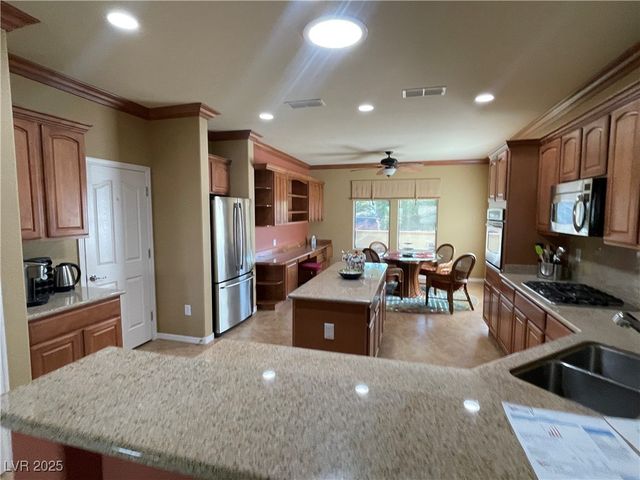 2412 Ozark Plateau Drive 0, Henderson, NV 89044