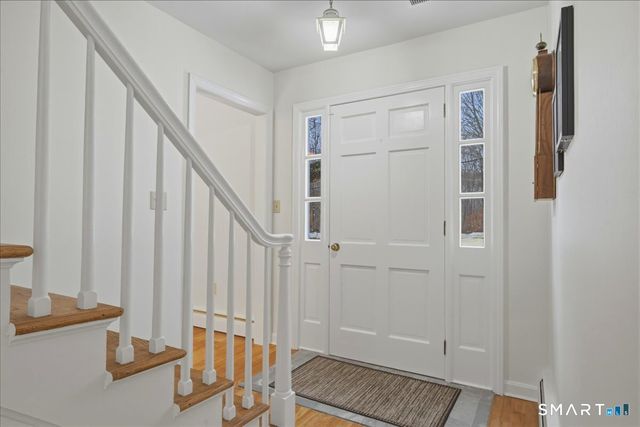 23 Avery Hill Road, Ledyard, CT 06339