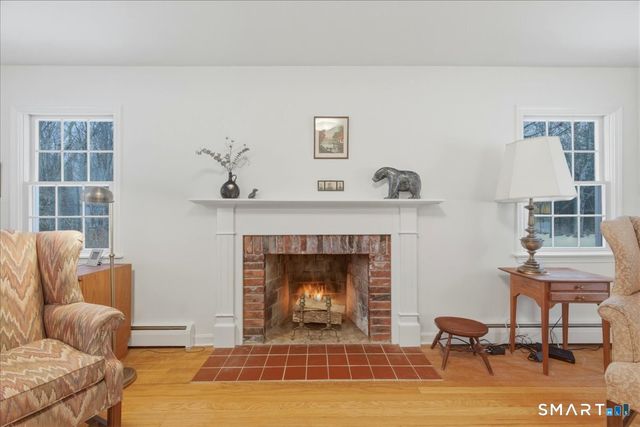 23 Avery Hill Road, Ledyard, CT 06339